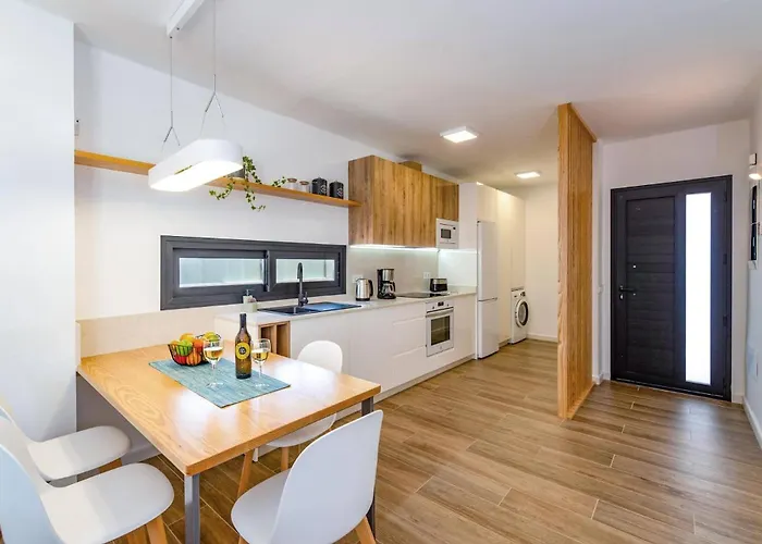 Villa Gavia By Puerto del Carmen (Lanzarote)